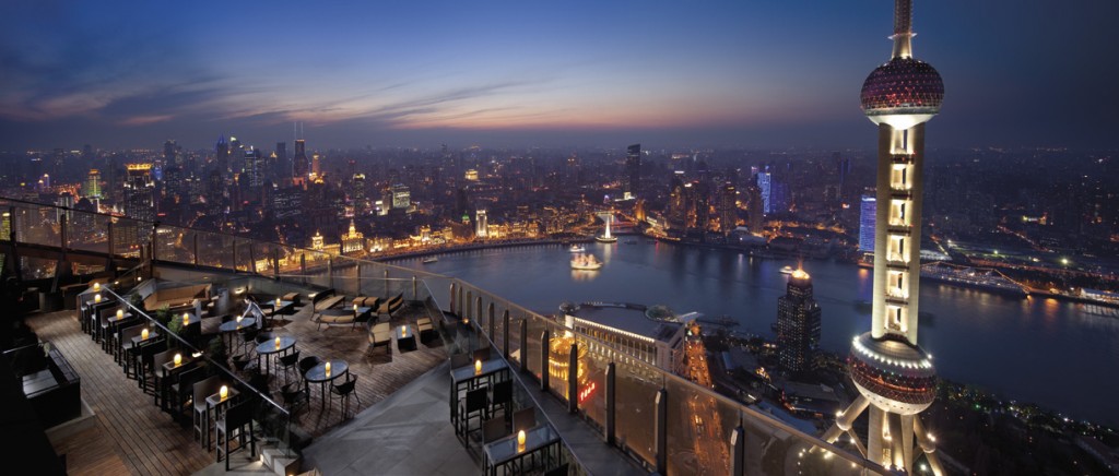 Puttin on the Ritz – Hotel Ritz-Carlton Pudong / Shanghai / China